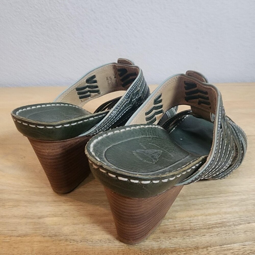 Frye Sandals Womens Size 7 Green Leather Woven Slide Mule High Heels 73370 - Picture 2 of 12
